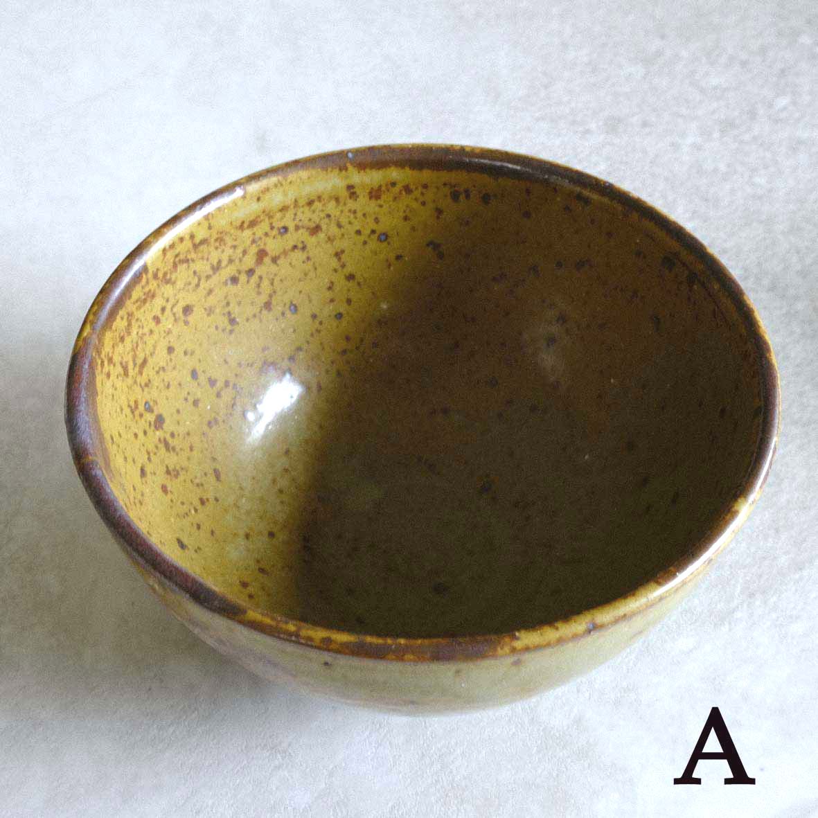 小さなどんぶり（柄なし）の画像