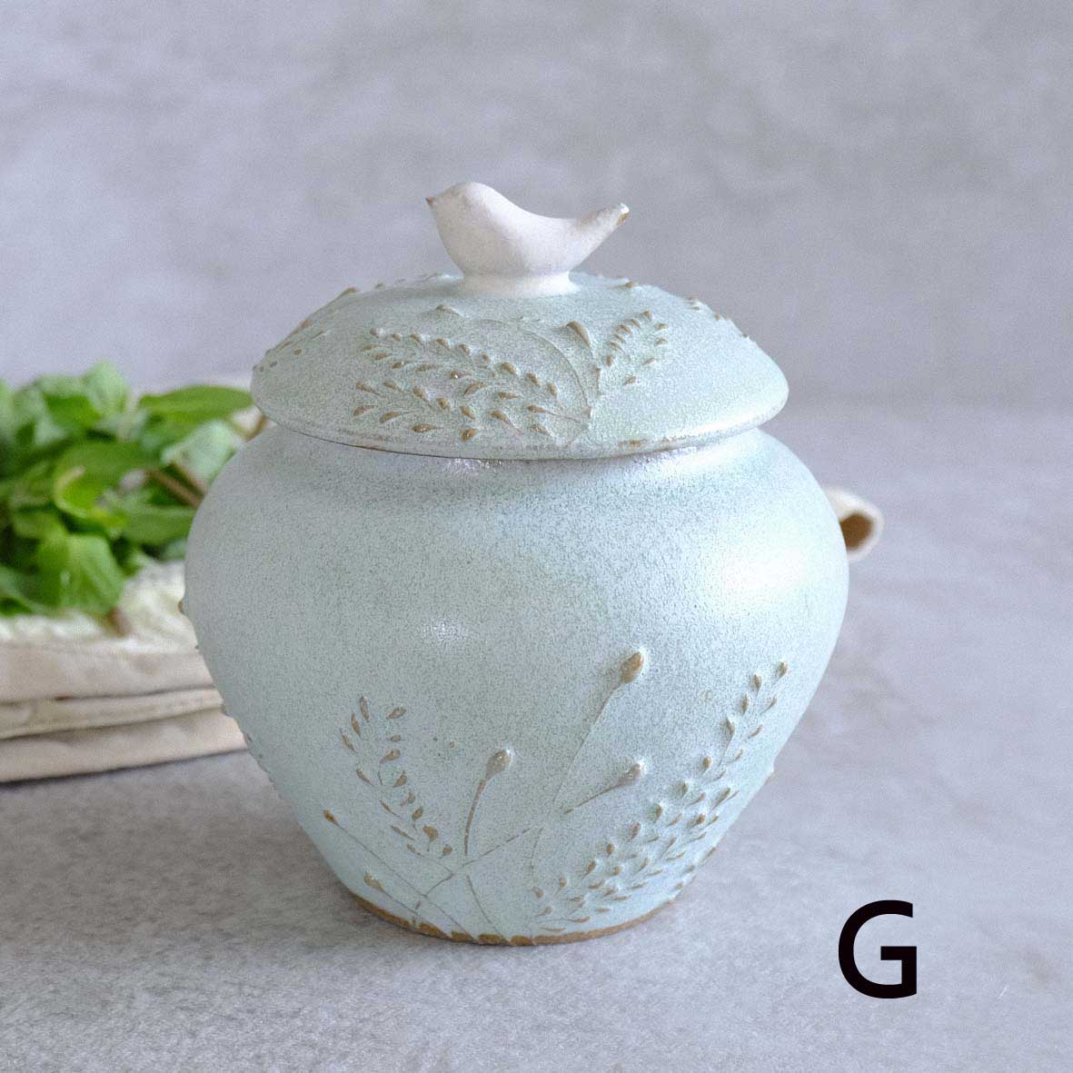 小鳥の壺の画像