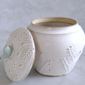 小鳥の壺の画像