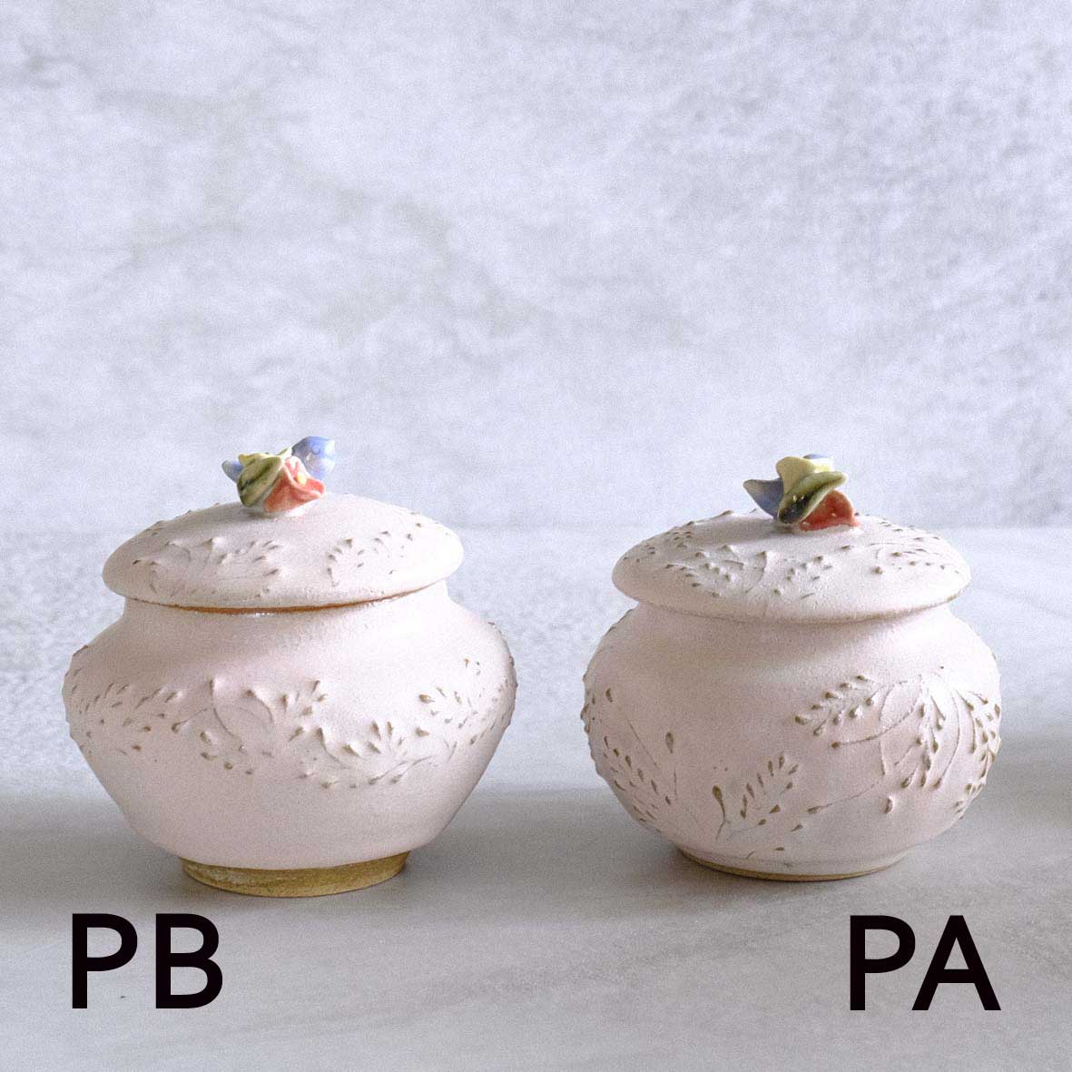 小鳥とお花の壷miniの画像