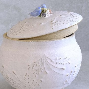 小鳥とお花の壷の画像