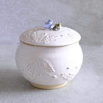 小鳥とお花の壷の画像