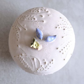 小鳥とお花の壷の画像