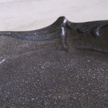 ロカイユ丸平皿（白）の画像