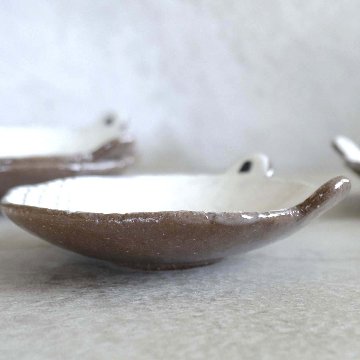 くま小皿（赤土）の画像