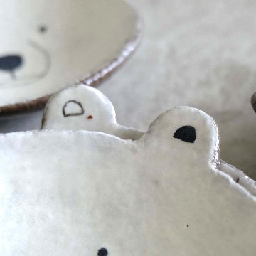 くま小皿（赤土）の画像