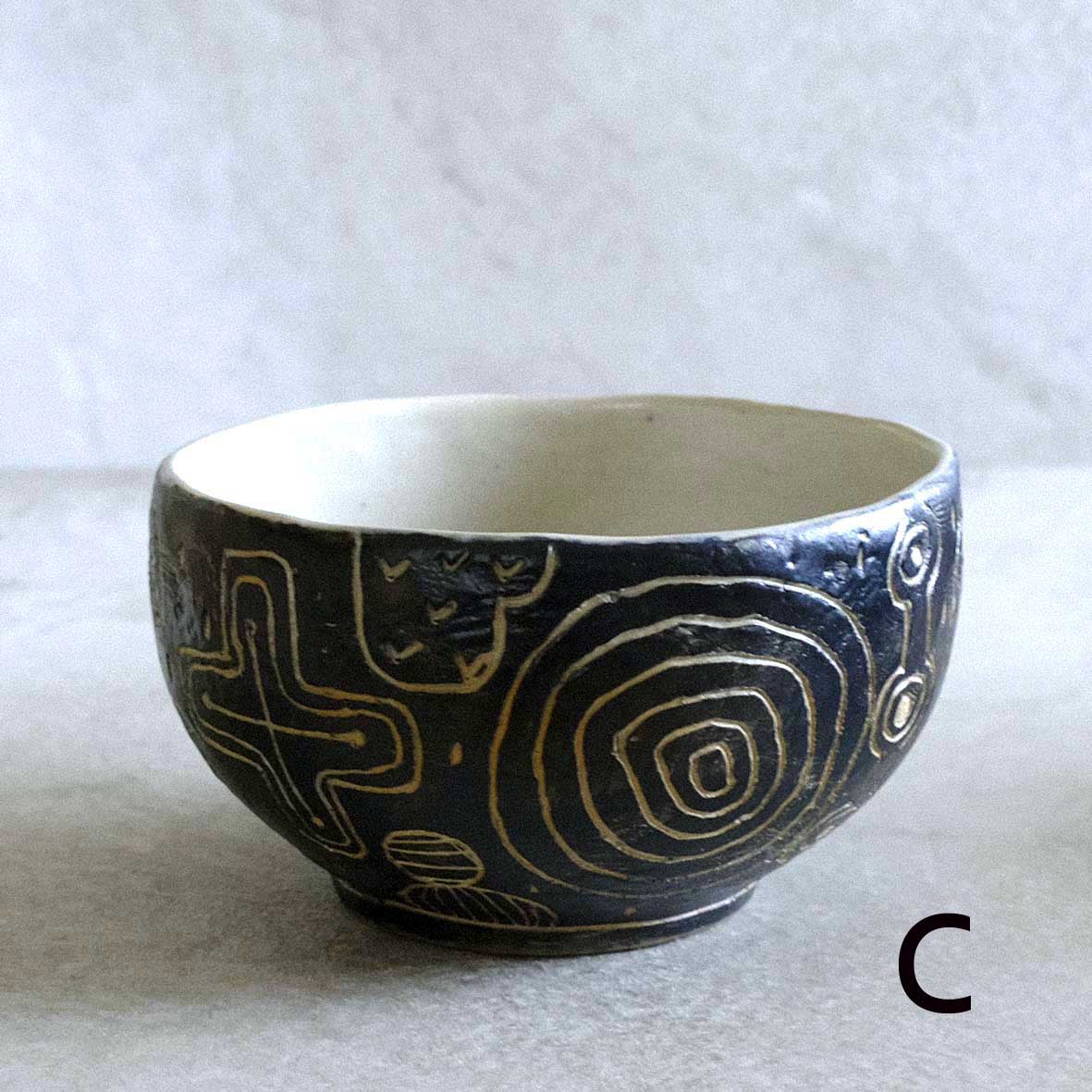 線刻ボウルの画像