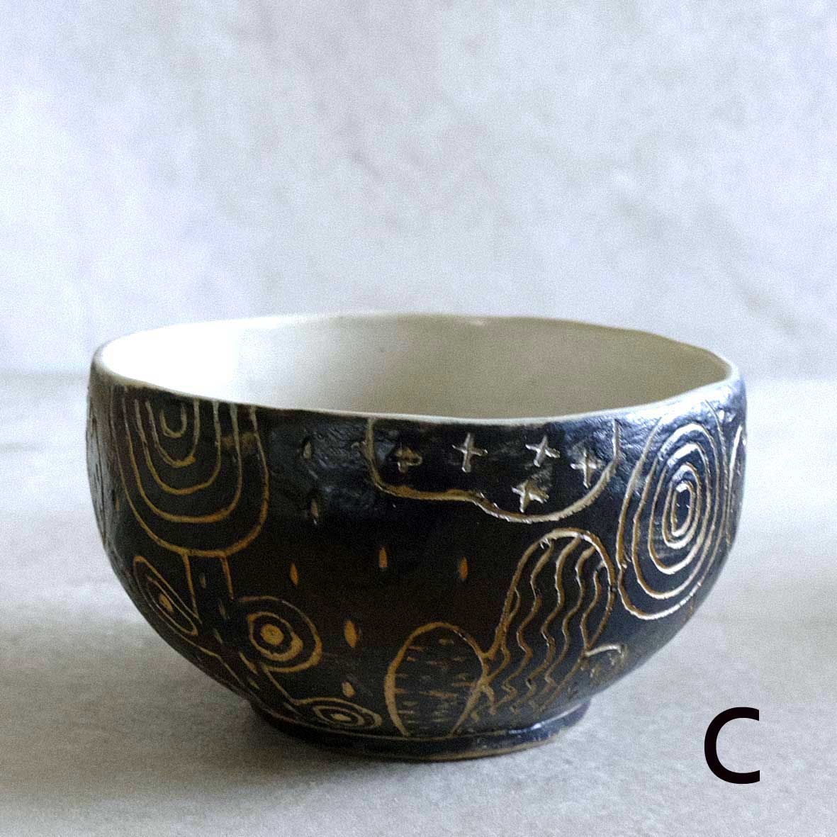 線刻ボウルの画像