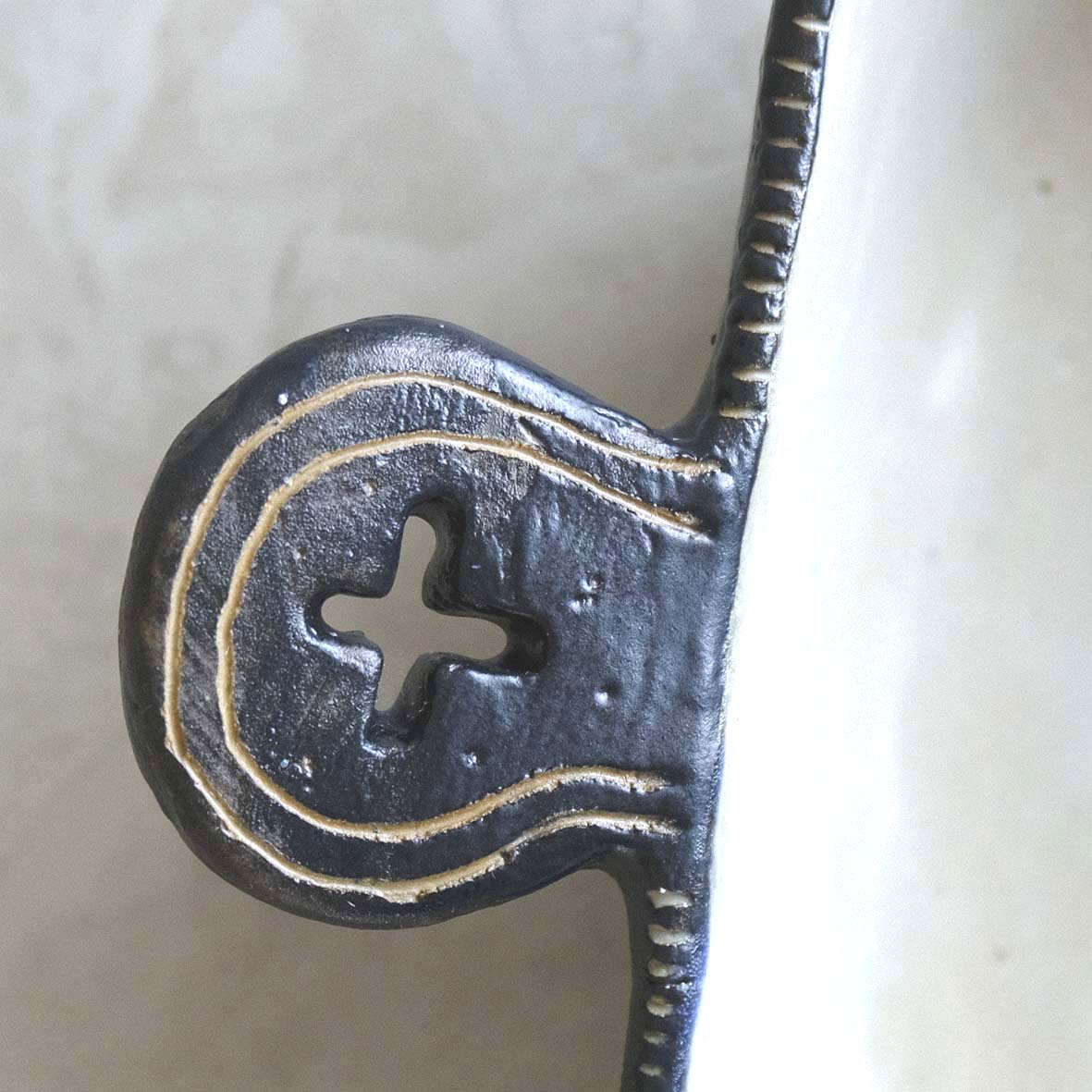 線刻四角鉢取手付の画像