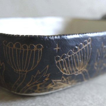 線刻四角鉢取手付の画像