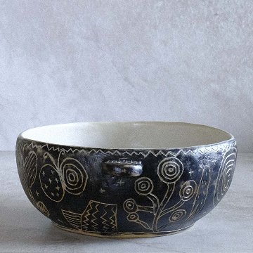 線刻丸鉢の画像