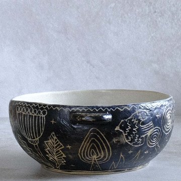 線刻丸鉢の画像