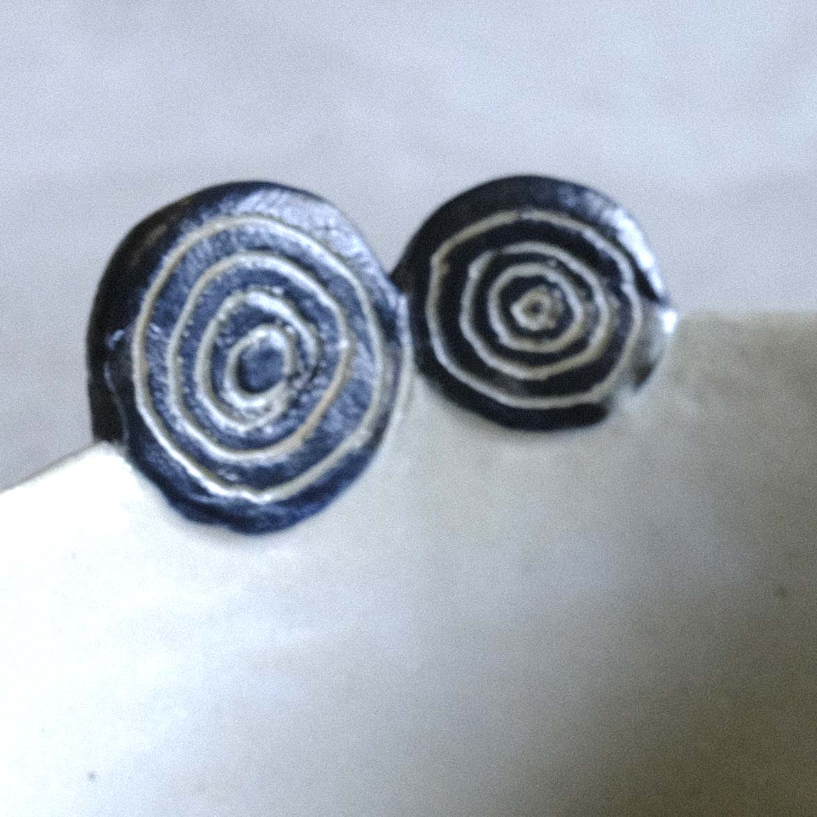 線刻手びねり取手付ﾎﾞｳﾙの画像