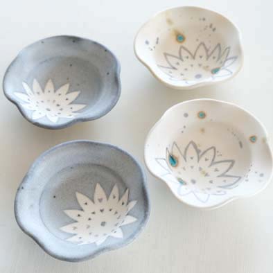 花型小鉢の画像