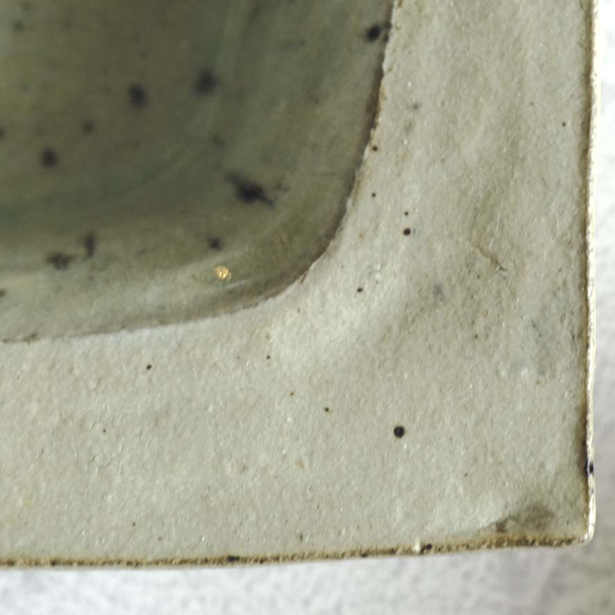 四方リム鉢の画像