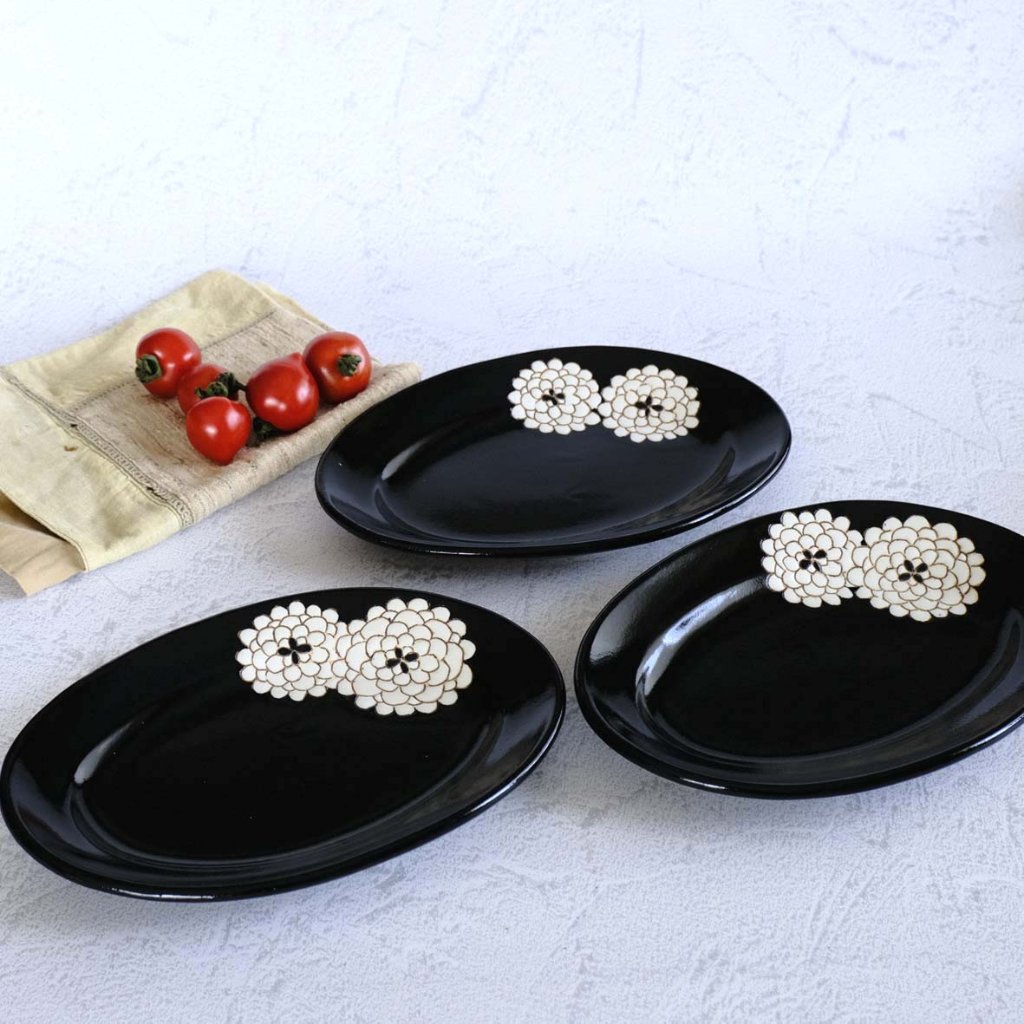 白ダリアオーバル皿の画像