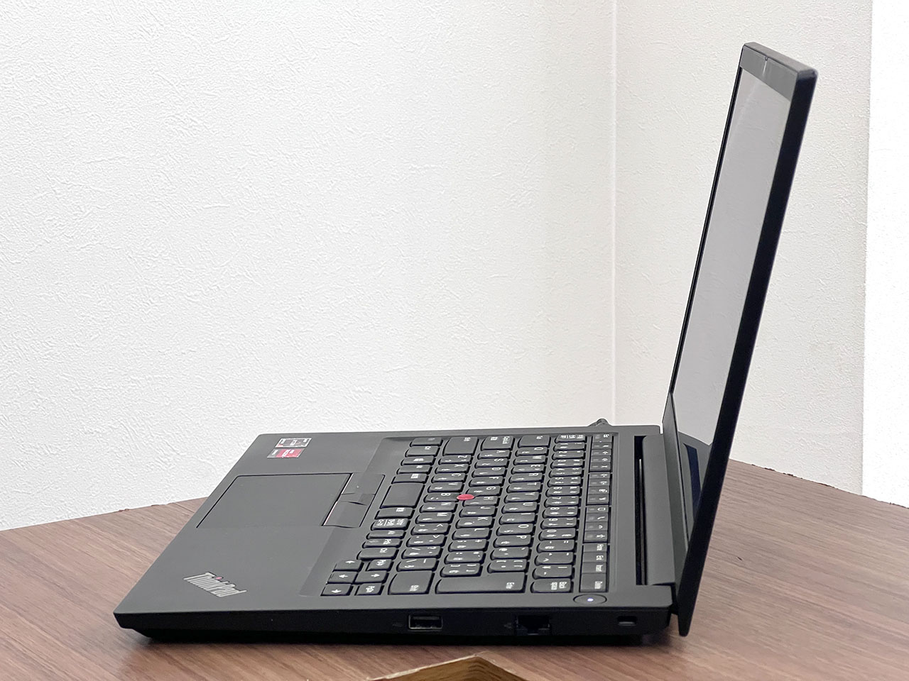 Lenovo ThinkPad E14 Gen3の画像