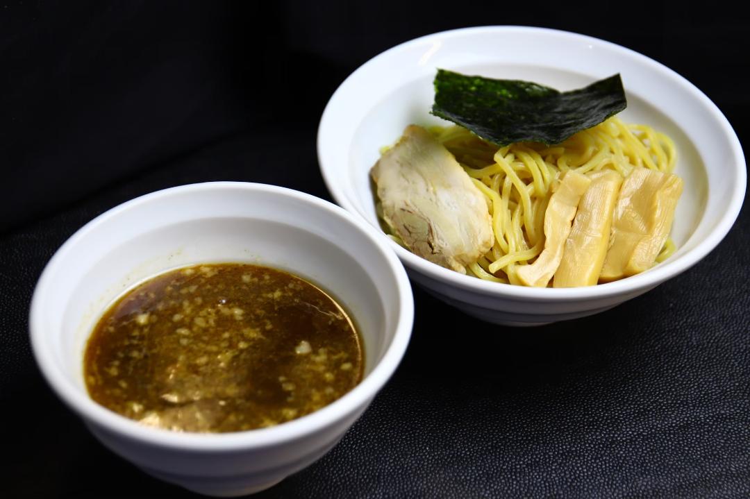 京都甘露醤油つけ麺2食セット（お持ち帰り/冷凍スープ、冷凍麺、焼豚&メンマ付）の画像