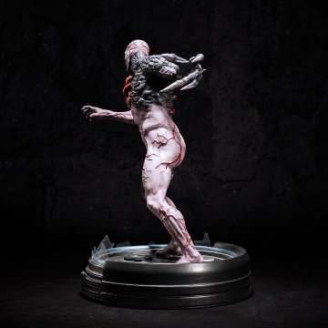 Resident Evil Tyrant T-002 Statue画像