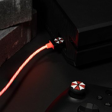Resident Evil USB C LED Charge Cable & Thumb Grips画像