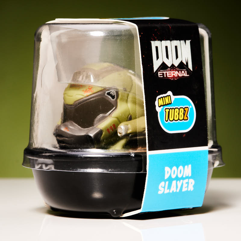 Official DOOM Slayer Mini TUBBZ画像