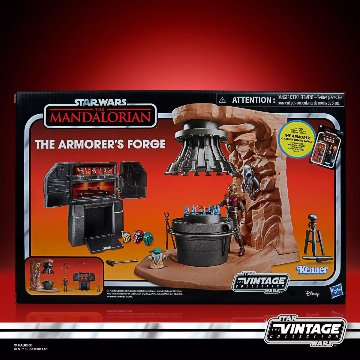 Star Wars TVC tM Mandalorian The Armorer's Forge Playset 3 3/4-Inch Action Figureの画像