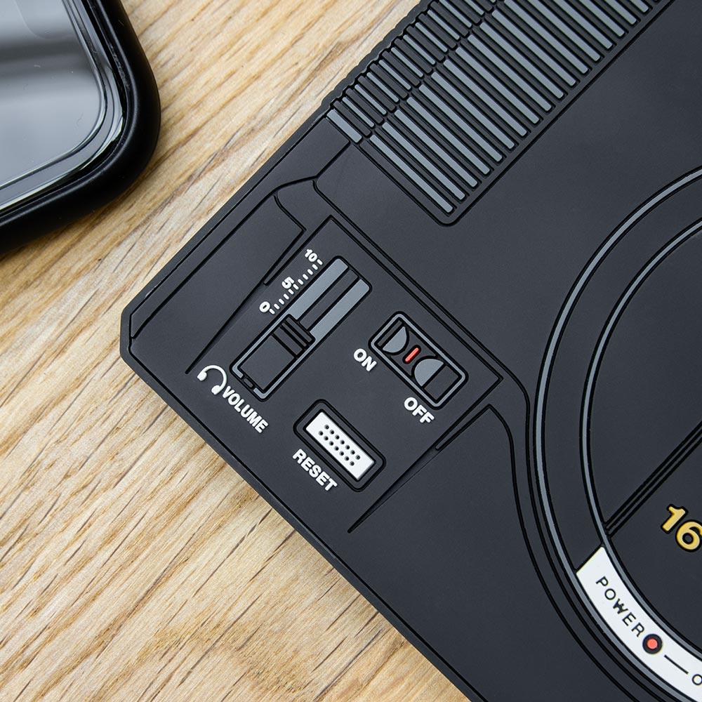 SEGA Mega Drive Wireless Charging Mat画像