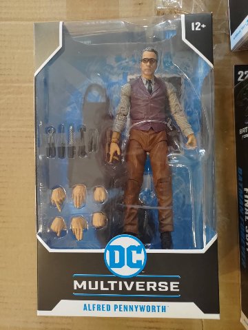マクファーレントイズ McFarlane DC Multiverse Batman v Superman: Dawn of Justice - Alfred Pennyworthの画像