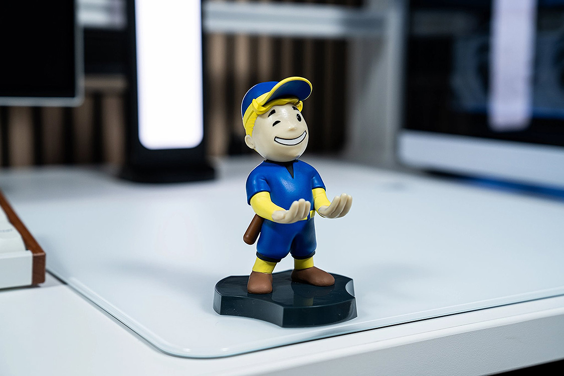 Fallout ビッグリーグ ボルトボーイ ミニ・コントローラ&スマホスタンドの画像