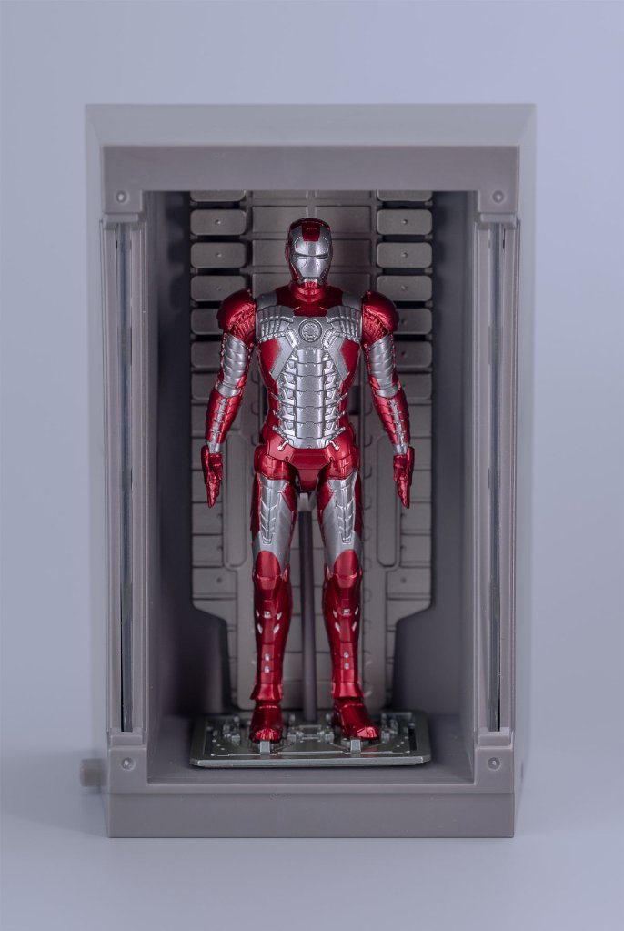 4インチ アイアンマン+ホール・オブ・アーマーセット MK5の画像