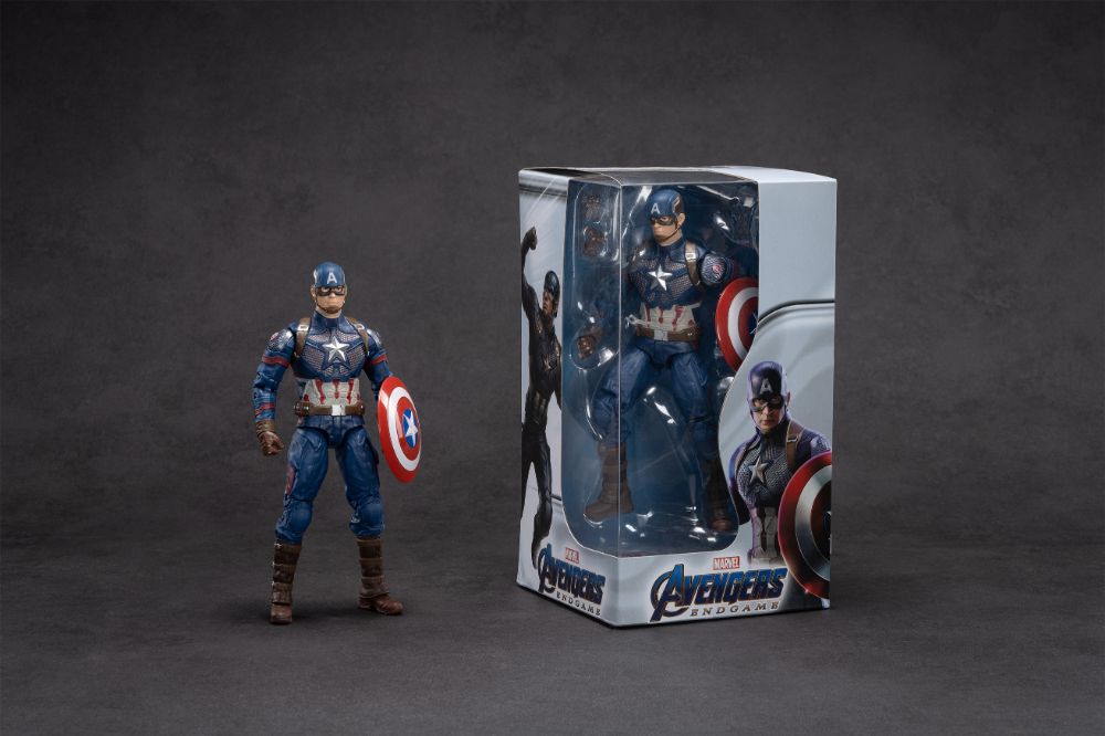 ニューキャプテンアメリカ(台座付き)の画像
