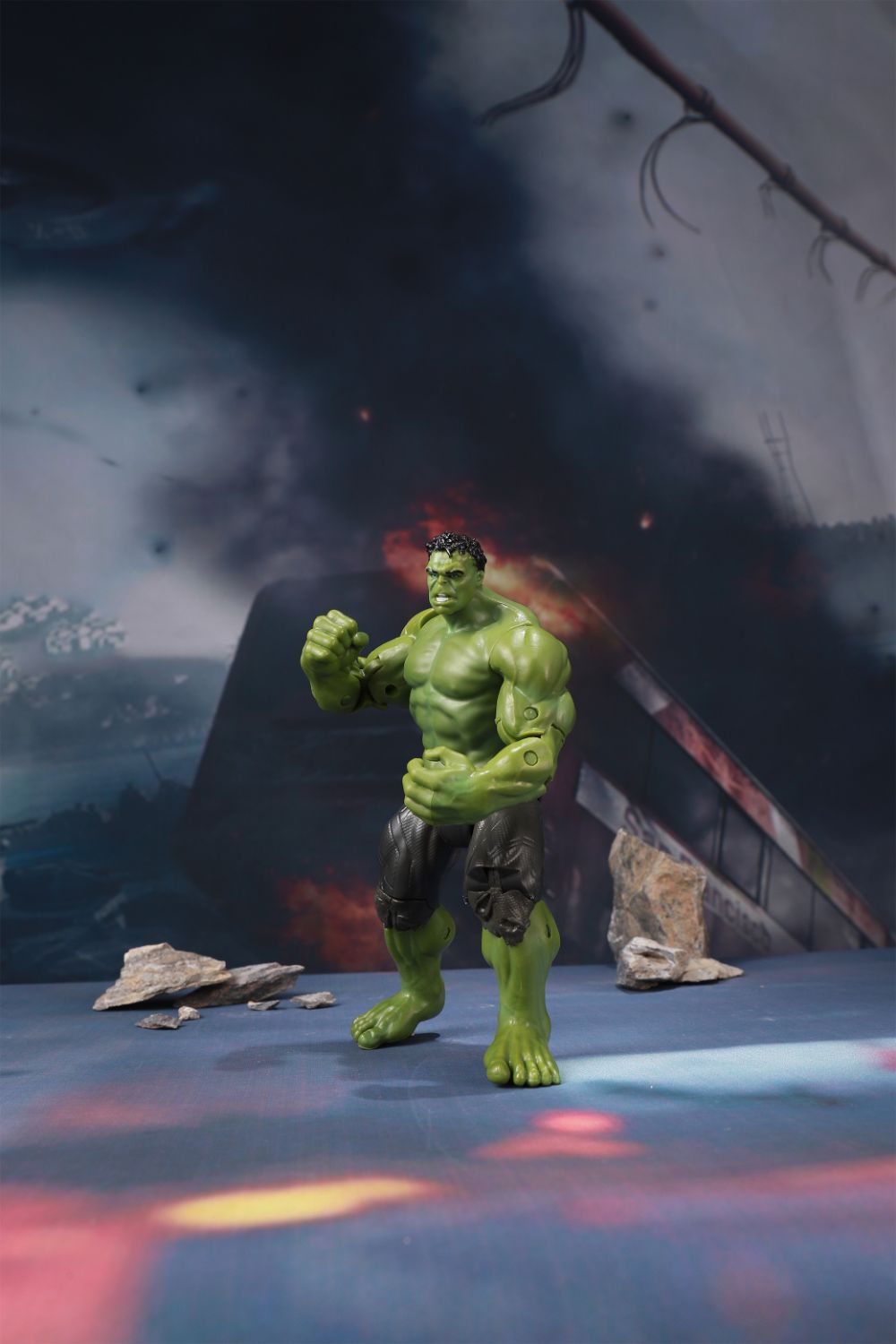 ハルク(ライトスタンド付き)の画像