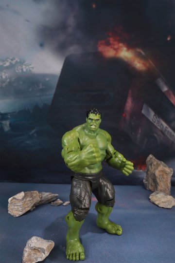ハルク(ライトスタンド付き)の画像