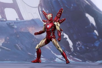 アイアンマン MK85(ライトスタンド付き)の画像