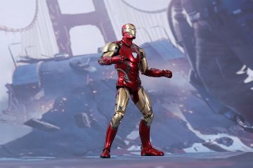 アイアンマン MK85(ライトスタンド付き)の画像