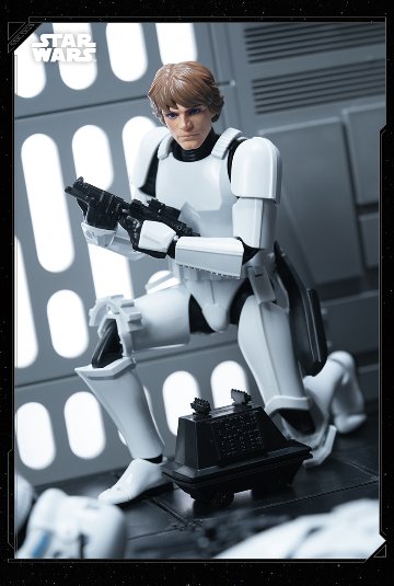 Blokees Figures - スター・ウォーズ CC04 ルーク・スカイウォーカー ストームトルーパー変装版の画像