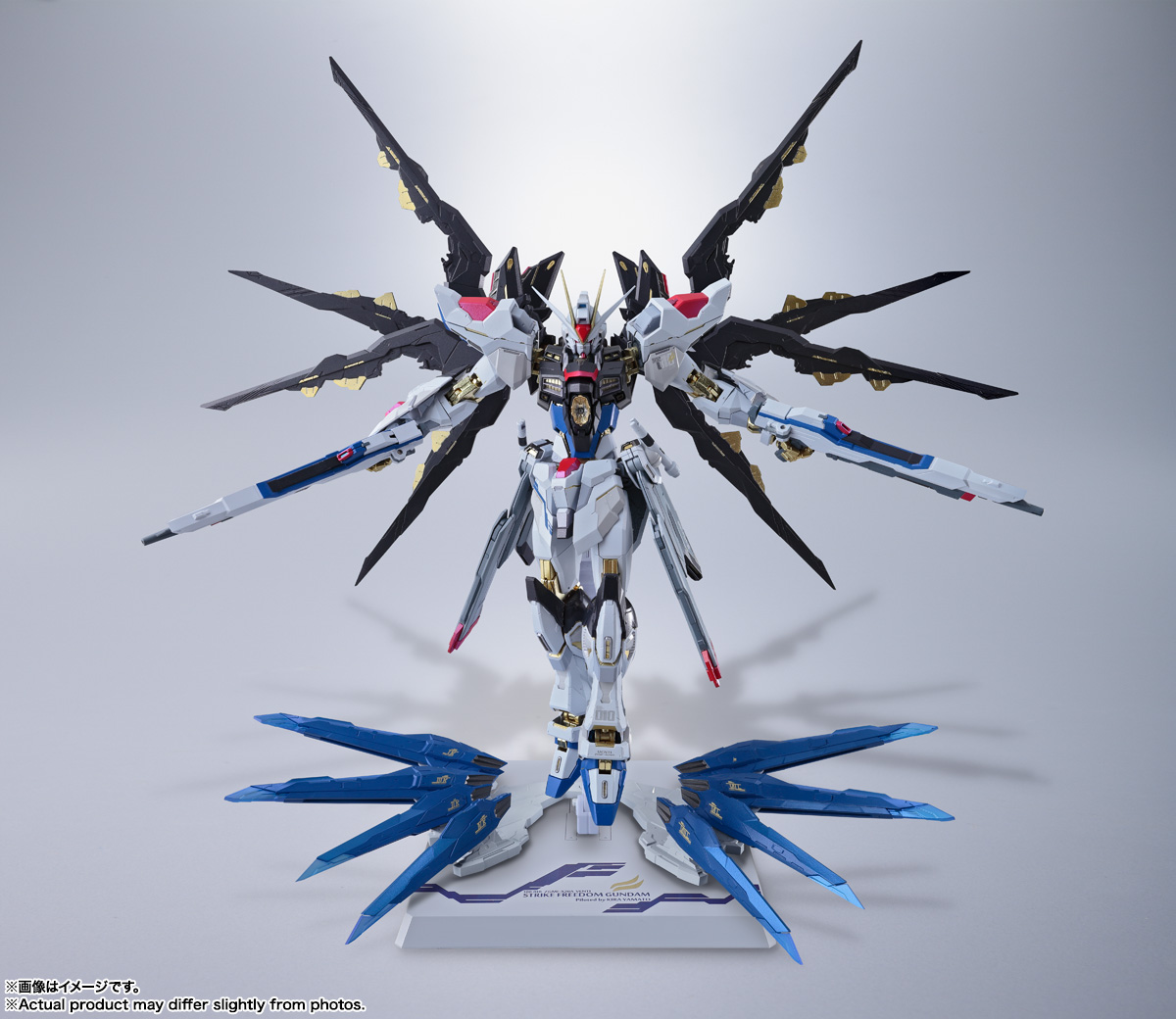 METAL BUILD ストライクフリーダムガンダム <リバイバル版>の画像