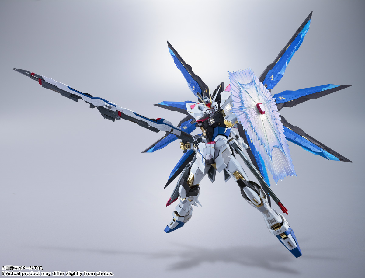 METAL BUILD ストライクフリーダムガンダム <リバイバル版>の画像