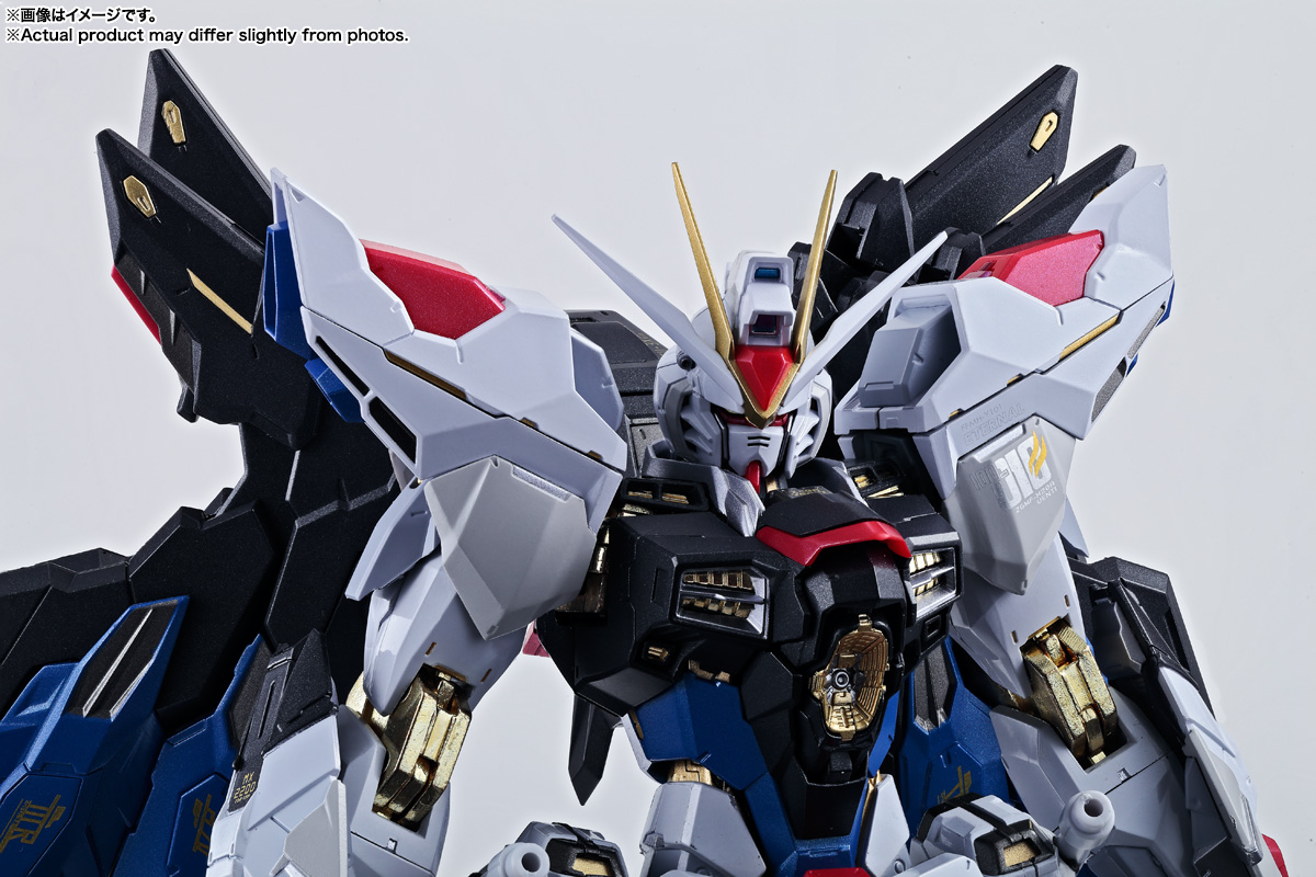METAL BUILD ストライクフリーダムガンダム <リバイバル版>の画像