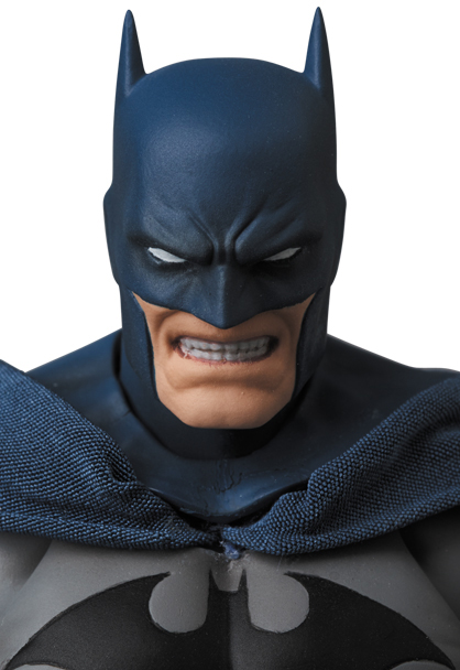 MAFEX BATMAN HUSHの画像