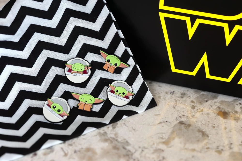 スター・ウォーズ マンダロリアン グローグー エナメルピンバッジ 5点セットの画像