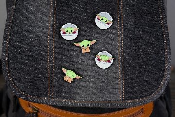 スター・ウォーズ マンダロリアン グローグー エナメルピンバッジ 5点セットの画像