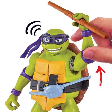 ミュータント・タートルズ：ミュータント・パニック！ ドナテロ：音声付き・アクション・フィギュアの画像
