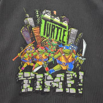 ミュータント タートルズ IT'S TURTLE TIME! ロングTシャツの画像