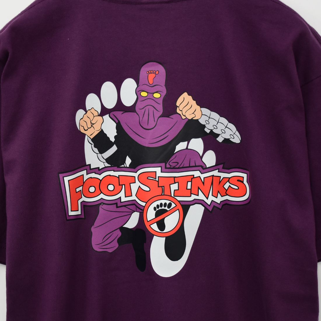 ミュータント タートルズ FOOT STINKS Tシャツの画像