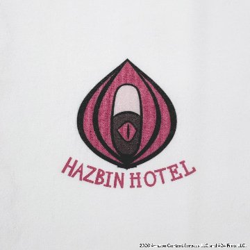Hazbin Hotel ハズビンホテル シーズン２ アラスター 杖アイコン 半袖Tシャツ 裏面アラスターフェイス4連プリント有りの画像