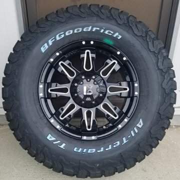 プラド ハイラックス FJ H3 タイヤホイールセット 17インチ Balano BF Goodrich KO2 265/65RR17 265/70R17 285/70R17の画像