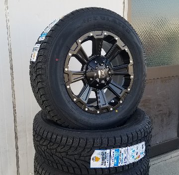 デリカD5　エクストレイル RAV4 アウトランダー CX5 スタッドレス 16インチ SAILUN WSTX 215/70R16 225/70R16の画像