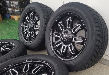 JK JL ラングラー  スタッドレスタイヤホイールセット 20インチ SAILUN WST2 275/55R20の画像