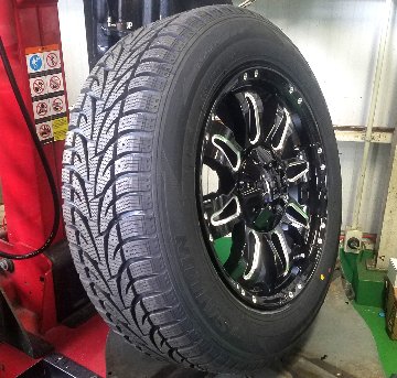 ハリアー RAV4 CX8 エクストレイル スタッドレスタイヤホイールセット 17インチ SAILUN WSTX 225/65R17の画像